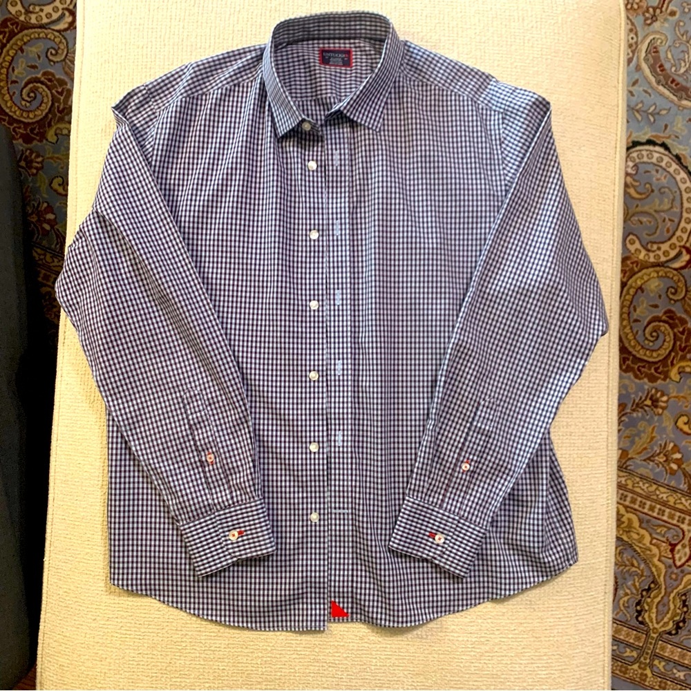 Men’s wrinkle-free UNTUCKit dress shirt. Worn once. XL.